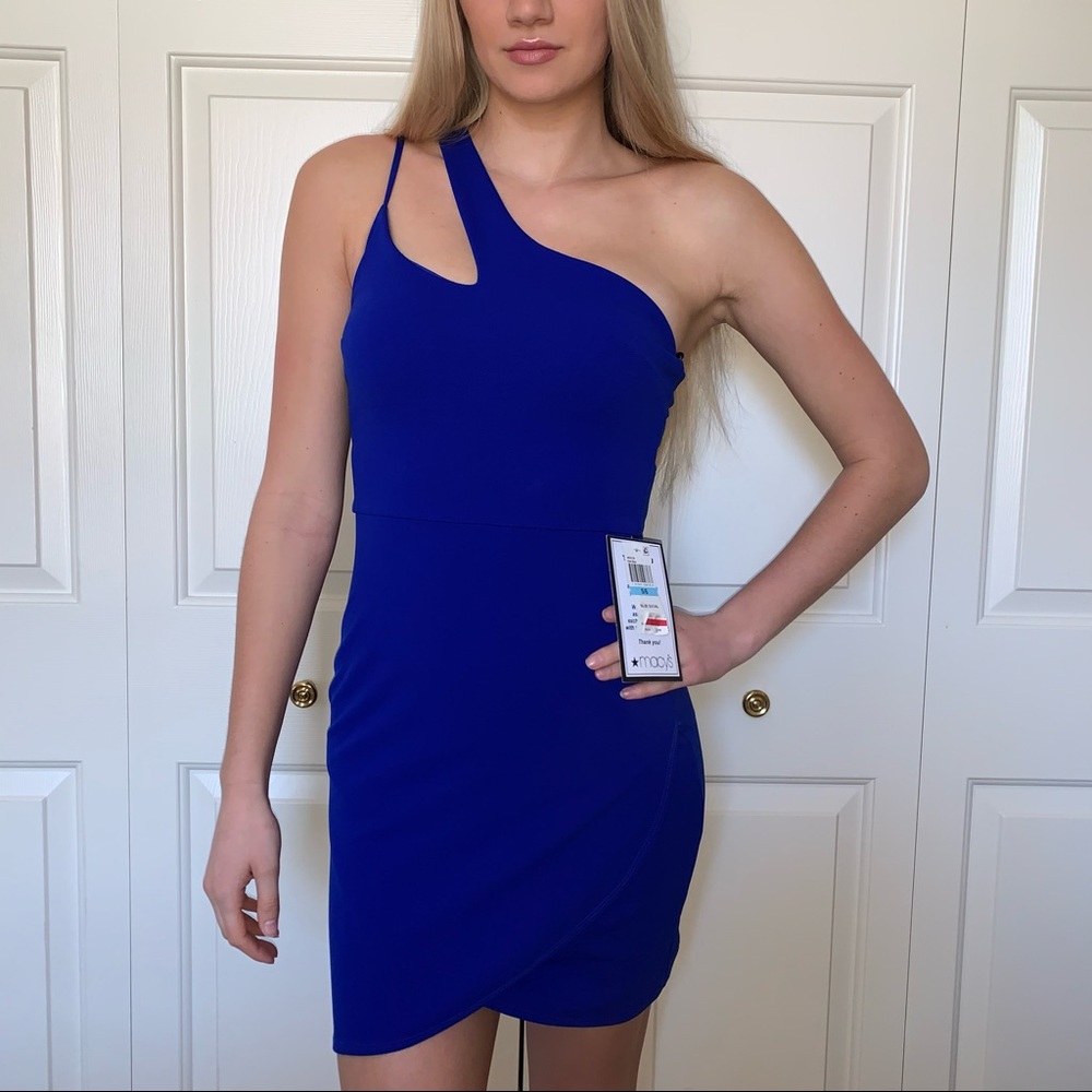 B. Darlin royal blue mini dress size 5/6